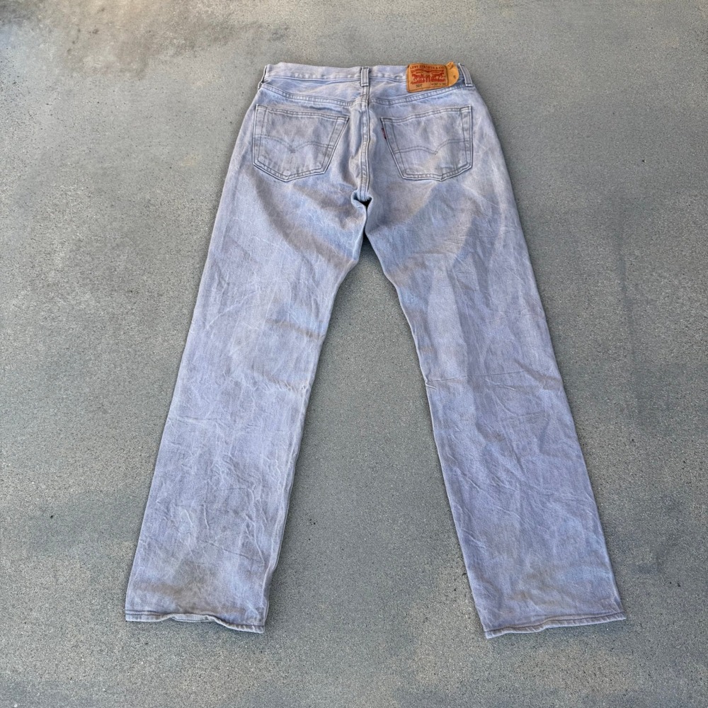 Levi's 501 Mens Original Fit Light Grey Straight Leg Button Fly Jeans 32x32 - Picture 8 of 9